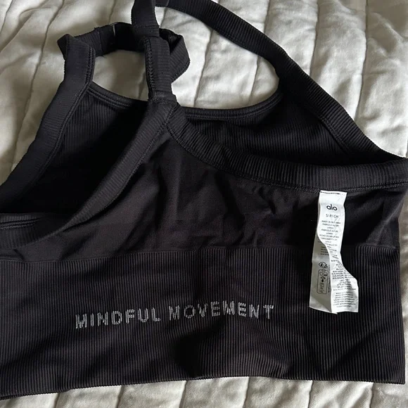 Alo Yoga Seamless Ribbed Favorite Bra Tank - Small - Picture 5 of 5